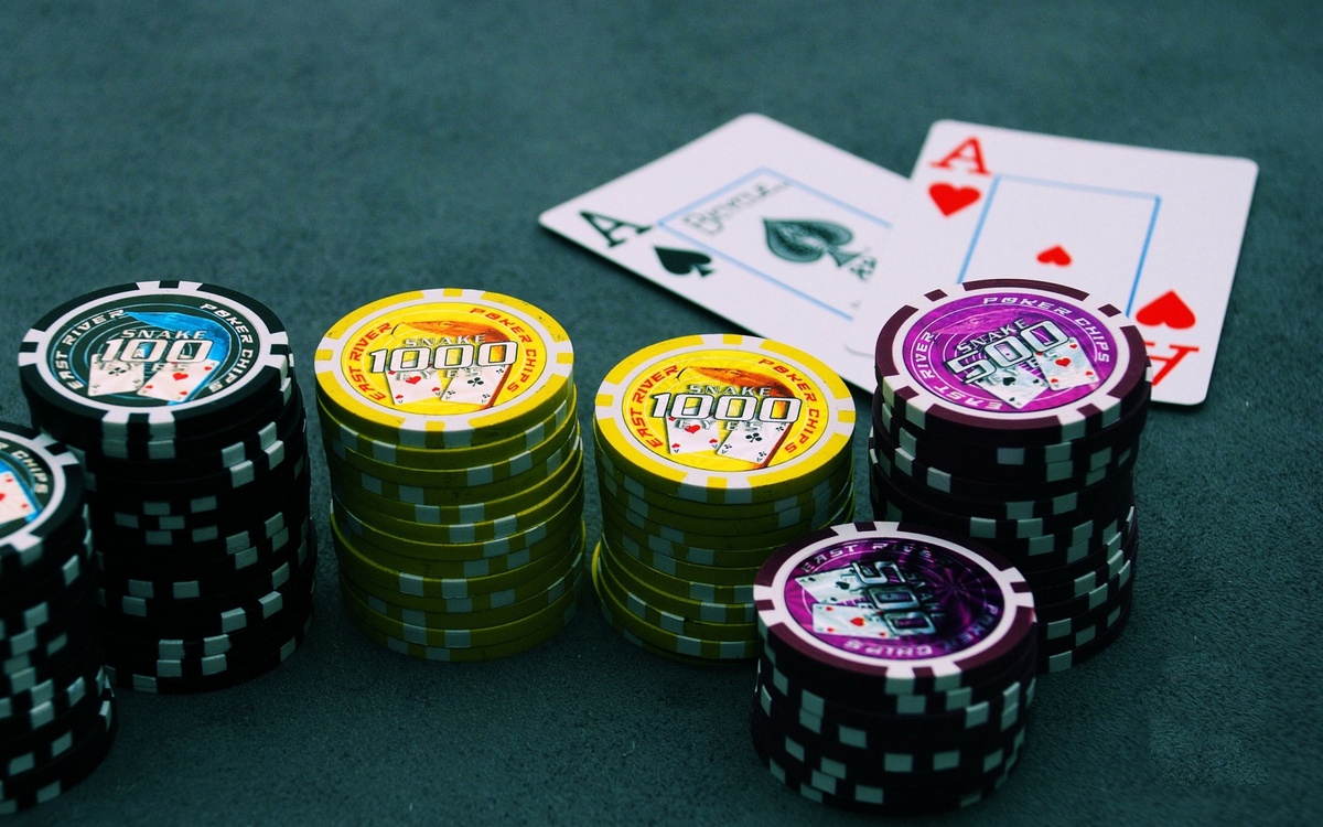 BAJI Casino کھلاڑیوں کے لیے لائیو کیسینو سیکشن